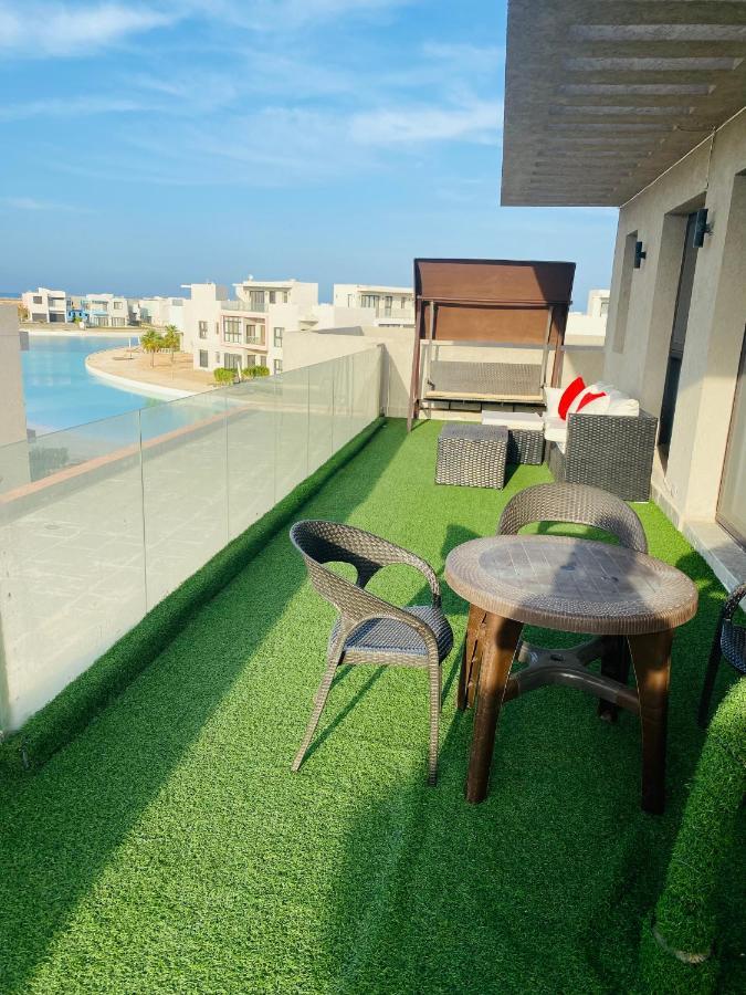 Lovely Penthouse 4- Bedroom Directly On The Lagoon El Alamein Exterior photo